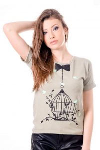 Tricou pictat manual - Freedom