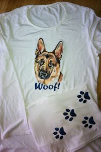 Tricou pictat manual - Woof